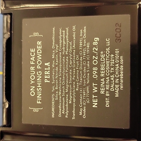 Reina Rebelde On Your Face Finishing Powder Perla 0.98 oz - Picture 2 of 3